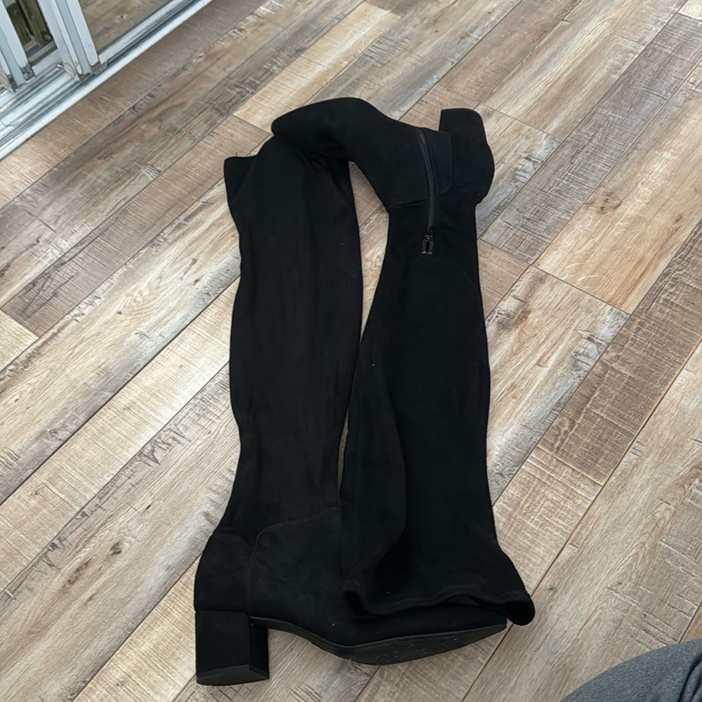 Women’s knee high boots